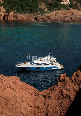 Azimut 64