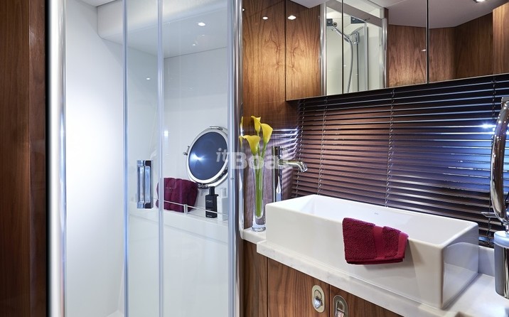 Sunseeker 66 Manhattan