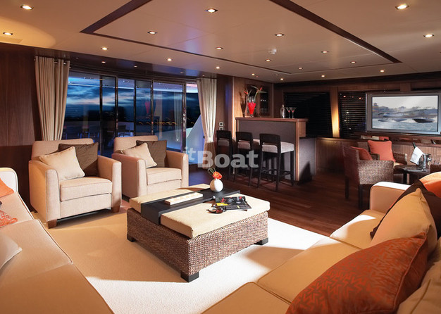 Sunseeker 37M Yacht