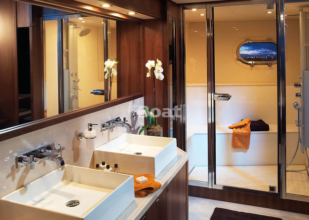 Sunseeker 37M Yacht