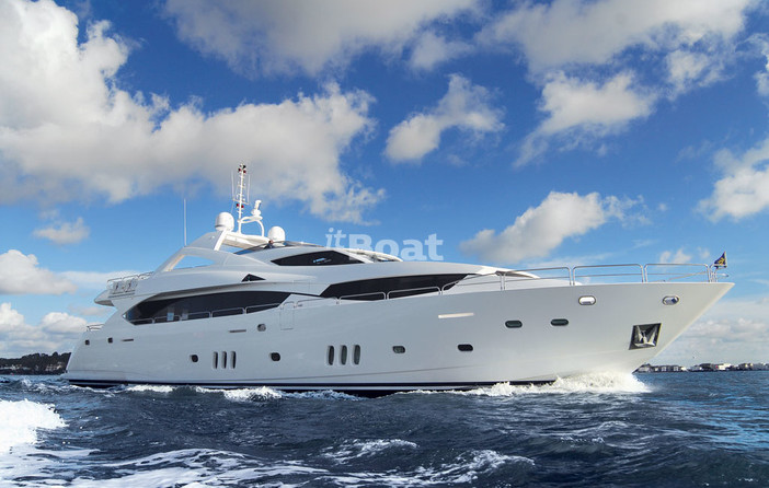 Sunseeker 34M Yacht
