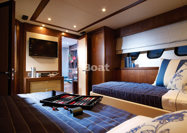 Sunseeker 34M Yacht
