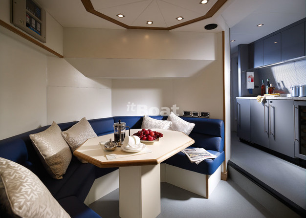 Sunseeker 34M Yacht
