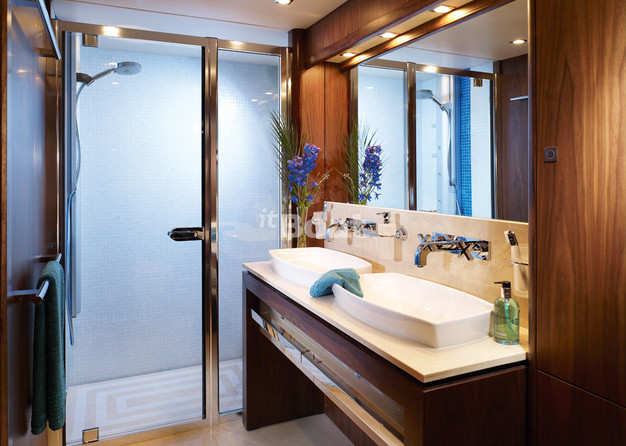 Sunseeker 34M Yacht