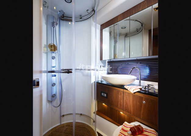 Sunseeker 60 Manhattan