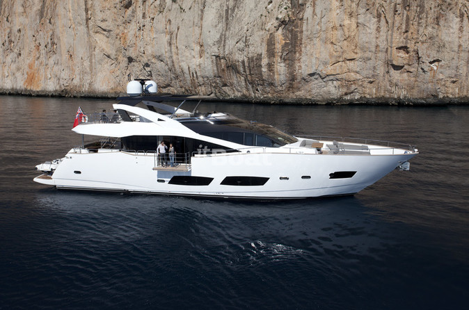 Sunseeker 28M Yacht