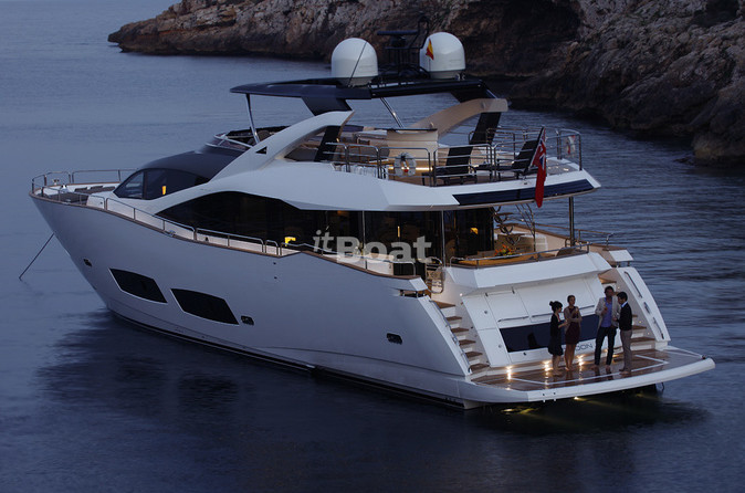 Sunseeker 28M Yacht
