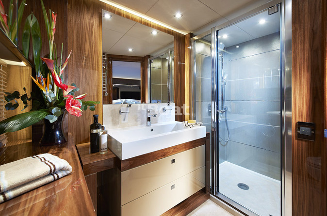 Sunseeker 28M Yacht