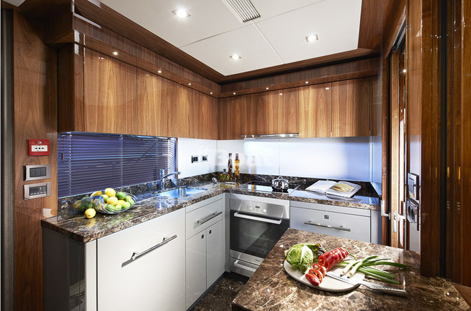 Sunseeker 28M Yacht