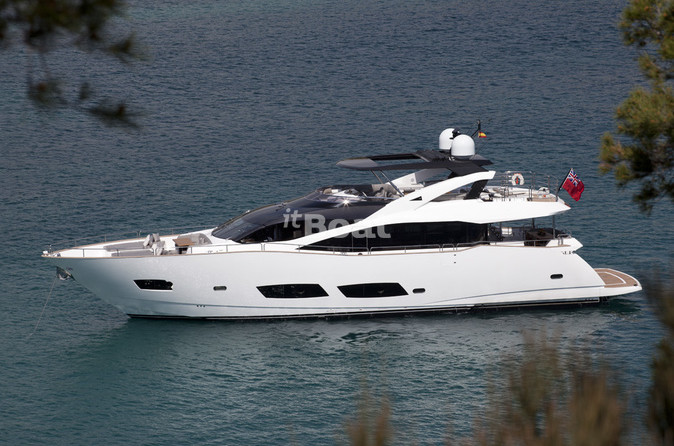 Sunseeker 28M Yacht