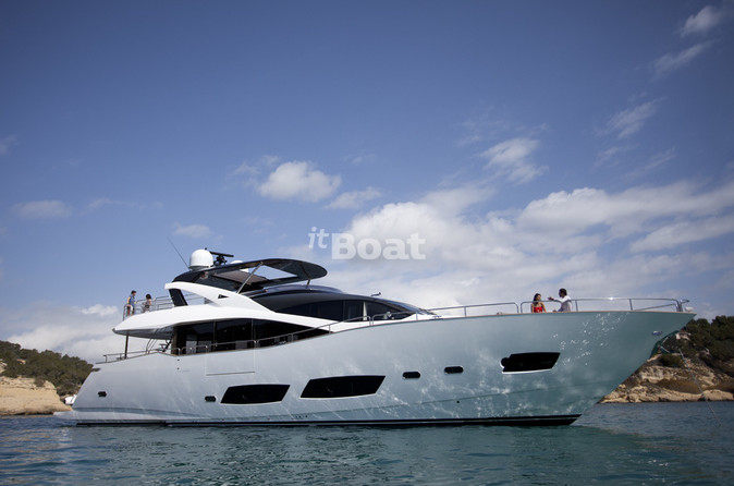 Sunseeker 28M Yacht