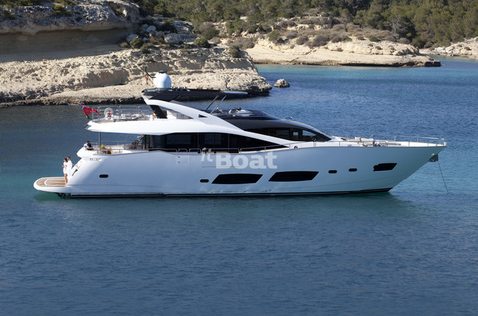 Sunseeker 28M Yacht