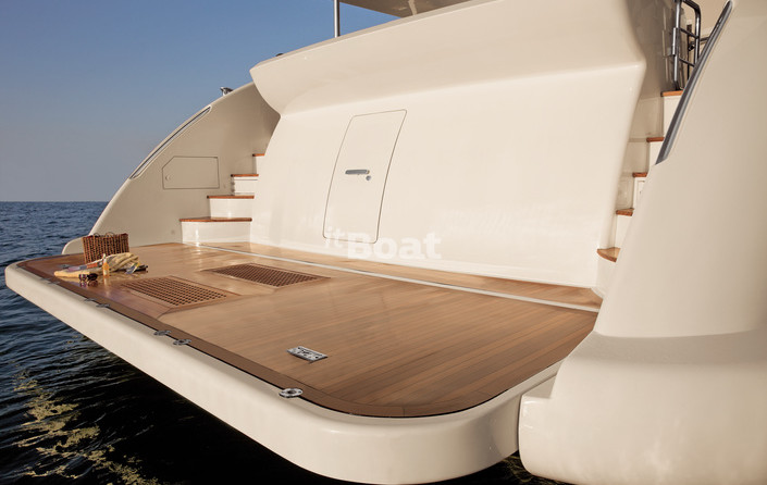 Azimut 95
