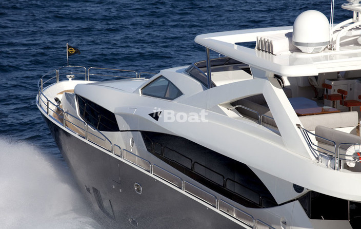 Sunseeker 30M Yacht