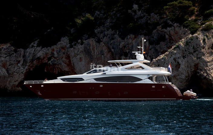 Sunseeker 30M Yacht