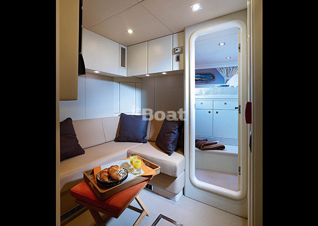 Sunseeker 30M Yacht