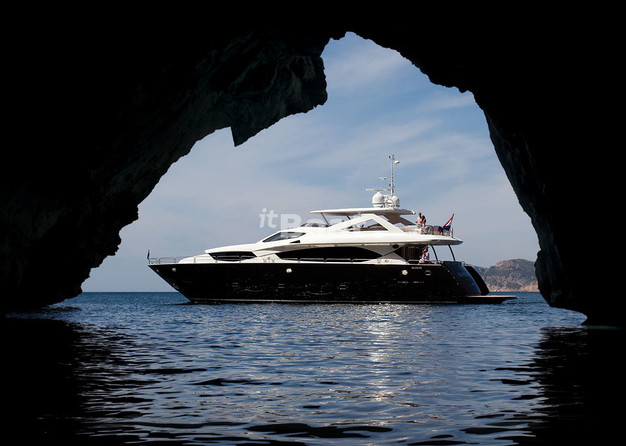 Sunseeker 30M Yacht