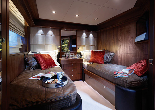 Sunseeker 30M Yacht