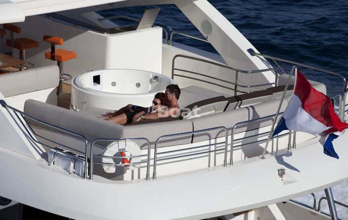 Sunseeker 30M Yacht
