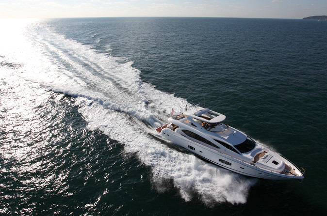 Sunseeker 88 Yacht