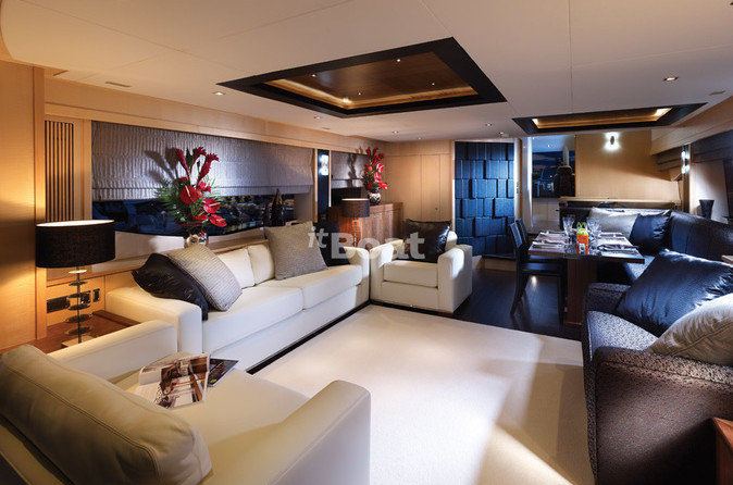 Sunseeker 88 Yacht