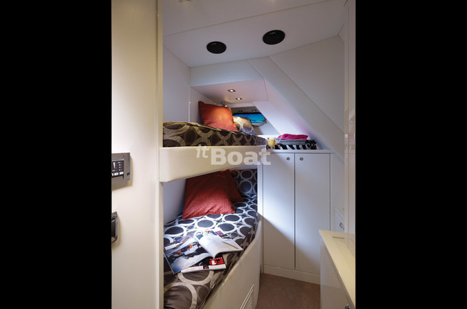 Sunseeker 88 Yacht