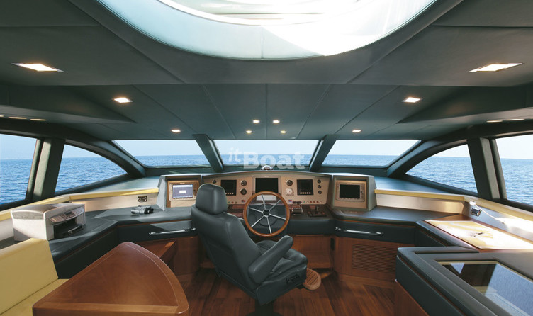 Azimut Grande 116