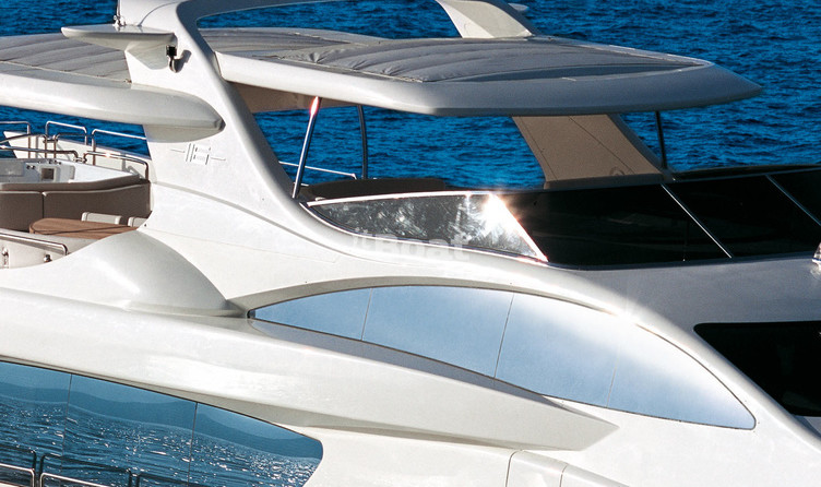 Azimut Grande 116
