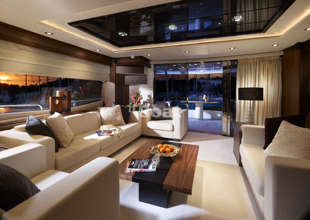 Sunseeker 80 Yacht