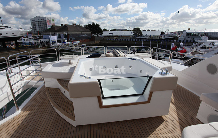 Sunseeker 40M Yacht