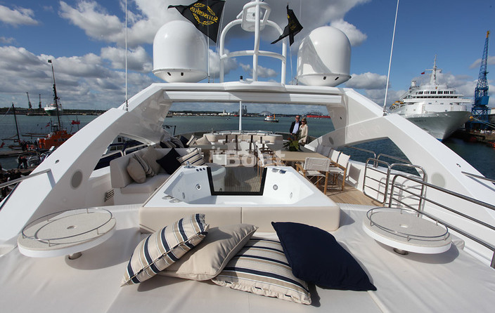 Sunseeker 40M Yacht