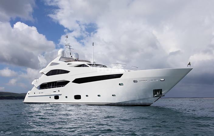 Sunseeker 40M Yacht