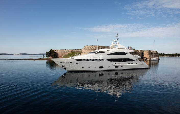 Sunseeker 40M Yacht