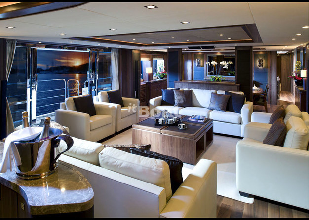 Sunseeker 40M Yacht