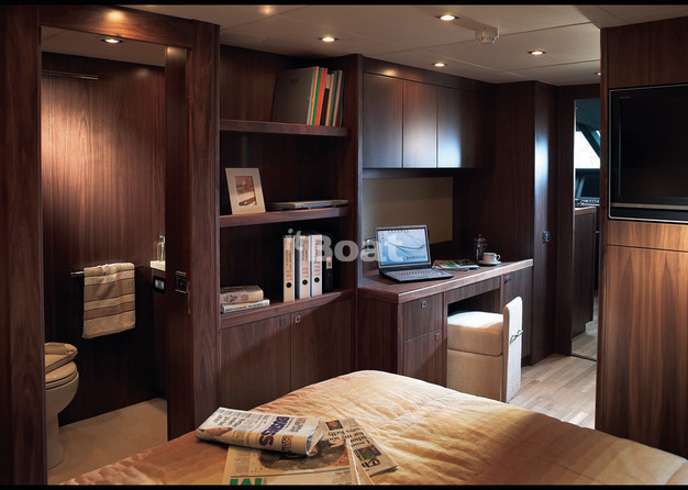 Sunseeker 40M Yacht