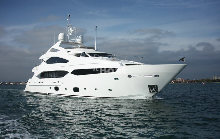Sunseeker 40M Yacht