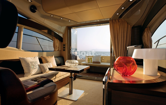 Azimut 40S
