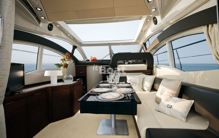 Azimut 40S