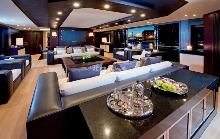 Sunseeker 101 Sport Yacht