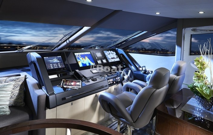 Sunseeker 75 Yacht