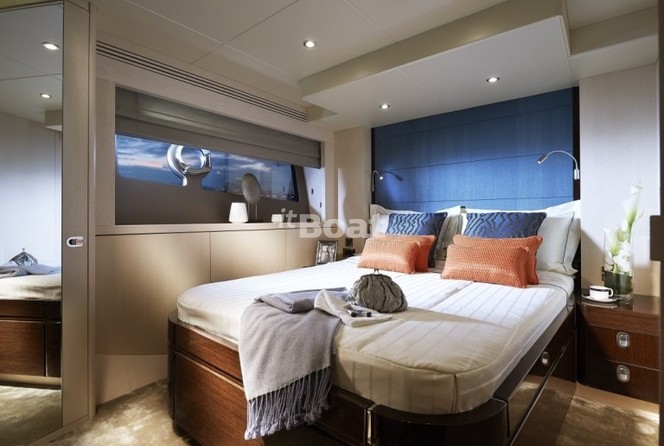 Sunseeker 75 Yacht