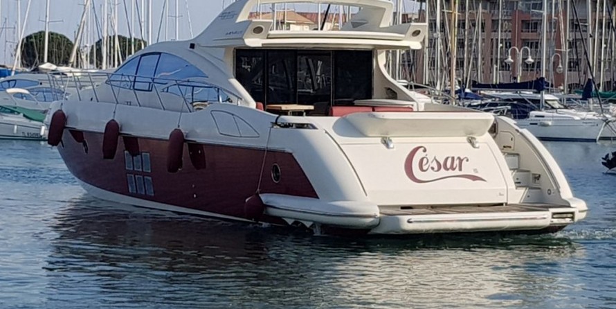 Azimut 68S