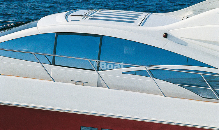 Azimut 68S