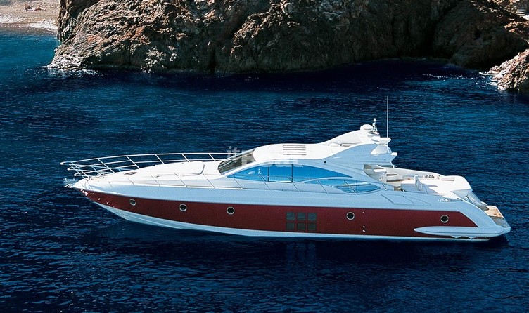 Azimut 68S