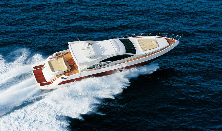 Azimut 86S