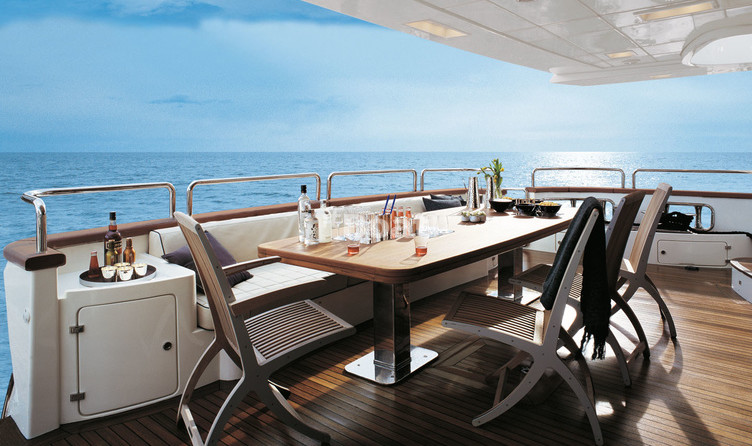 Azimut Grande 105