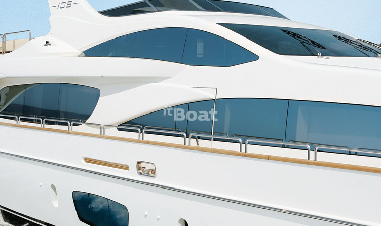 Azimut Grande 105