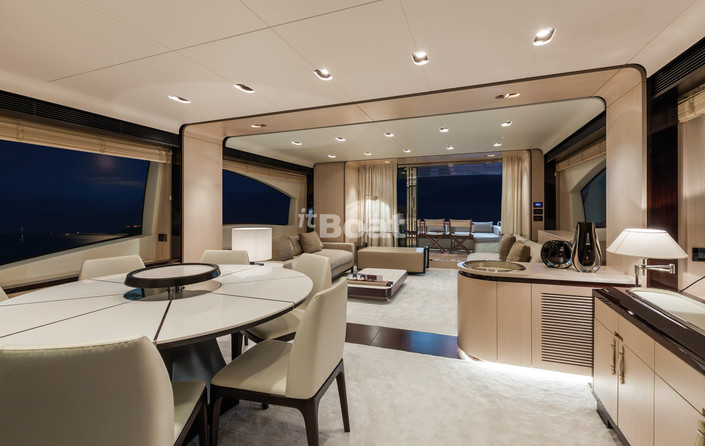 Azimut 84