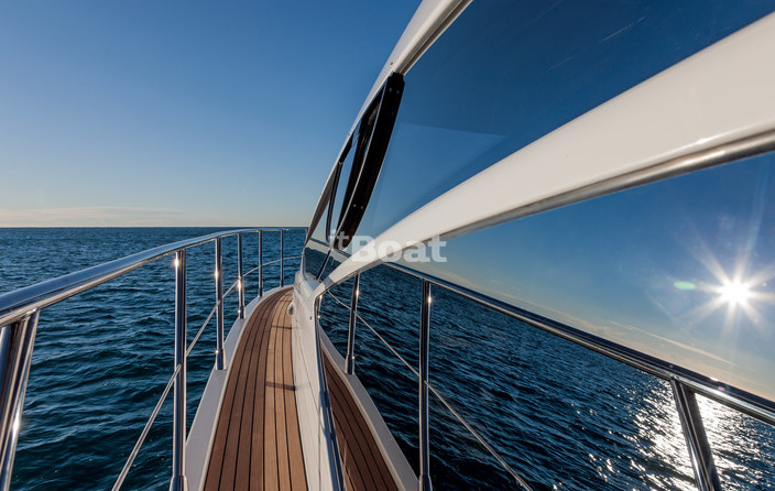 Azimut 54