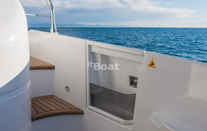 Azimut 54